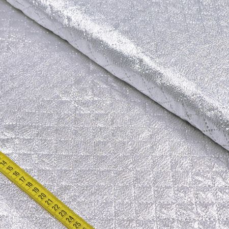 007824_000000_3 007824_000000_3